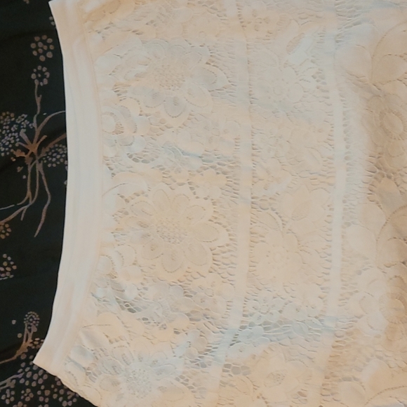 Wayf pencil skirt: white lace, size L - Picture 2 of 6